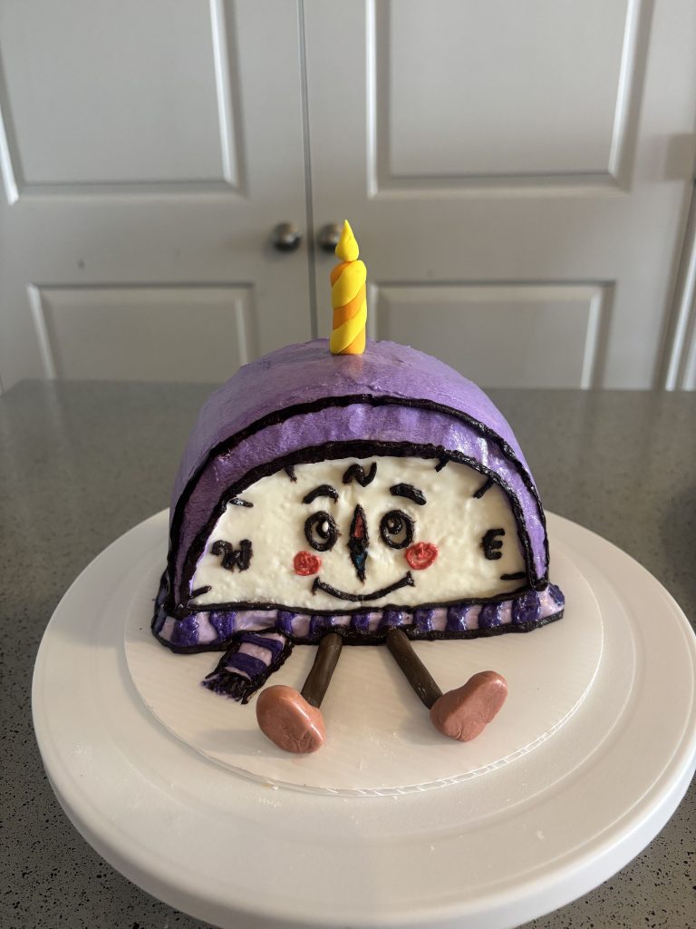 Tallo's mascot, Cal, made from a cake